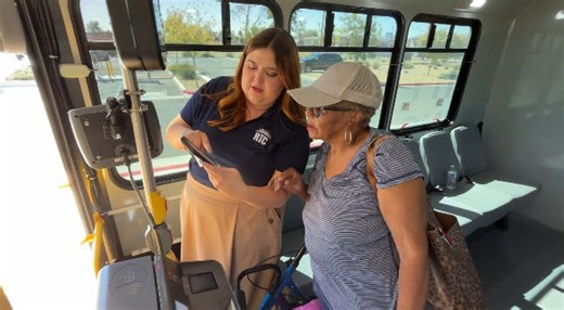 Las Vegas seniors learn how to use public transportation in hands-on RTC training