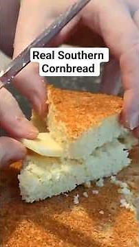 Grandma's Cornbread Recipe Savory not Sweet #collardvalleycooks #cornbreadrecipe #southerncooking