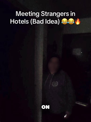 Meeting Strangers in Hotels (Bad Idea) 😂😂 | Meeting People