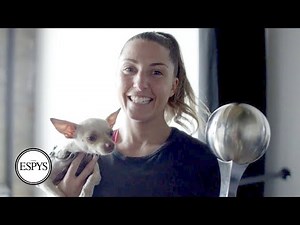 Canadian boxer Kim Clavel drops gloves, picks up scrubs to help seniors