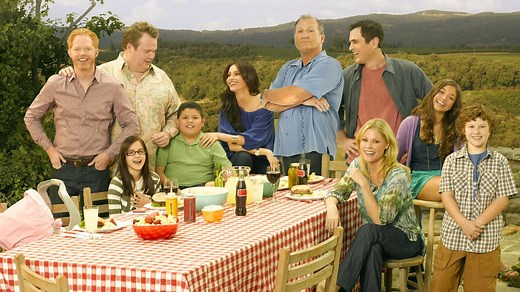 Modern Family S9E1 :  Lake Life "Season 9 Episode 1" (Watch) Series