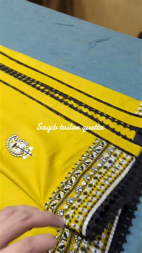 🧵 “Silai mein perfection, design mein nazakat 💛 Yeh dress humne pure pyar aur mehnat se tayyar ki hai ✂️ Dekhiye kaise har line aur lace is design ko aur bhi khubsurat bana rahi hai 💫 Aapko kaisa laga yeh design? 💬👇” #LadiesTailoring #SaqibTailorQuett #fblifestyle #Pakistan #India #Bangladesh #Dubai #UAE #Saudi #Qatar #Kuwait #Oman #Bahrain #UK #London #USA #Canada #Australia #France #Germany #Italy #Spain #Turk #Malaysia #Indonesia #Nep #Lanka #SAfrica | Saqib Tailor