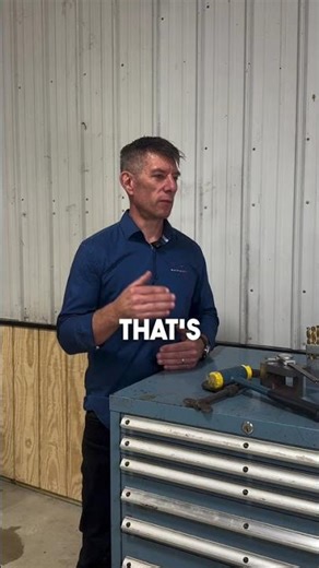 This mistake will kill tool life #manufacturing #cncmachine #milling #machinistlife #machineshop ￼