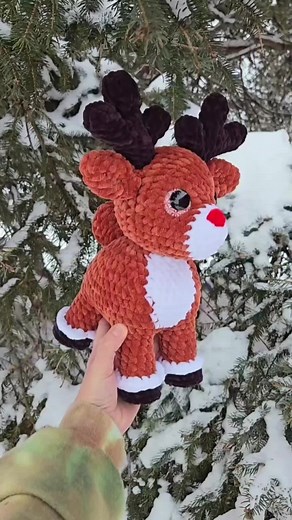 Rudolph the Red-Nosed Reindeer Crochet Pattern