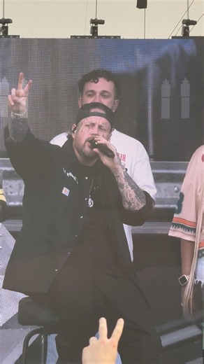 Post Malone ❌ Jelly Roll - BAD ASS CONCERT #postmalone #jellyroll #postmalonefans 🌈