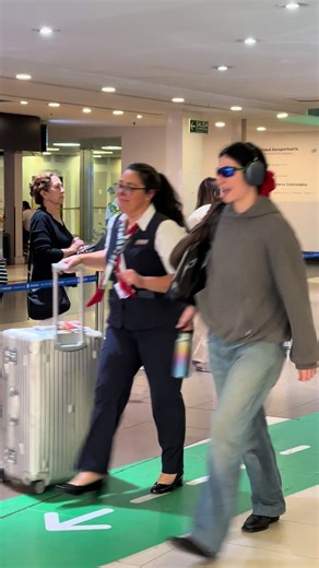 Lorde's Exciting Arrival in Argentina: Concert Footage