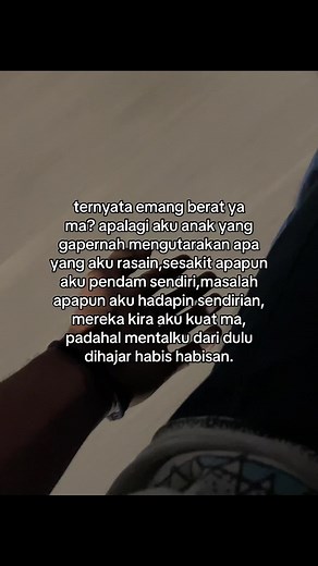 Captivating Hand Gesture Close-Up in Outdoor Motion