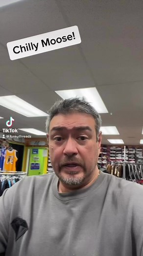 Chilly Moose! Top quality insulated coolers and drinkware, at a great price point. Plus: Canadian! Perfect for the warm weather coming up fast! | FunkyThreadz