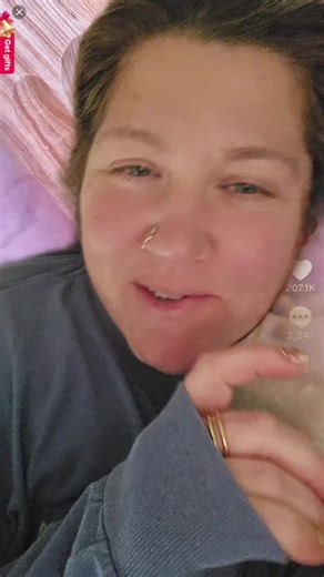 doing overviews of comment sections might be my new favorite thing 😂 #greenscreen