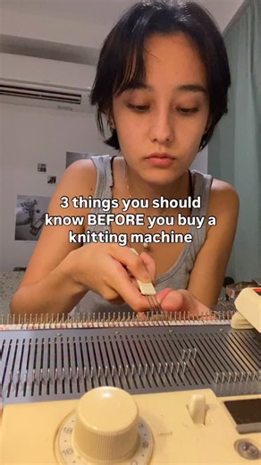 Lauren Knieling on Instagram: "3 things I kept in mind before I hit the buy button: 1. You first need to decide which gauge machine will be best suited for you, meaning the one you will get the MOST use out of. These machines are expensive! So to make it worthwhile, choose the gauge that you’ll knit the most things in. For me, I like the look of knits with worsted/bulky weight yarn, but I knew I’d make wayyy more knits with a standard (4.5 mm) gauge machine, so that’s what I bought! There are wa