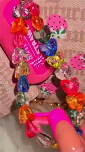 What's In my Juicy couture Strawberry Purse?🍓#ootd #youtuber #tiktok #shopping #juicycouturebags