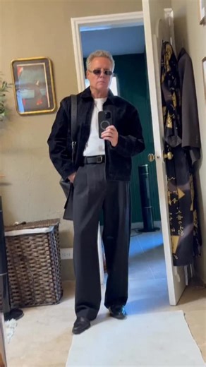 15K views · 13K reactions | No hay estilo que valga más que los momentos que me regalan paz. Outfits de la semana… y un cierre perfecto con quien más ilumina mis días. #AlexisAyala #Style #outfit #dad | Alexis Ayala | Facebook