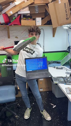 How to Fix Laptop Screen Flickering Issues
