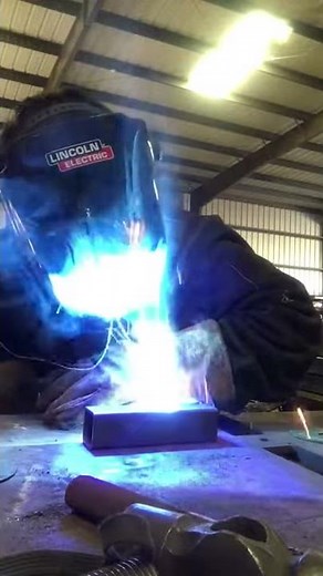 Lincoln Electric Power Mig 255