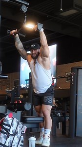 72K views · 1.6K reactions | Why single are lat pull-downs are better than two arm lat pulldowns for lat growth | Brandon Hale | Facebook