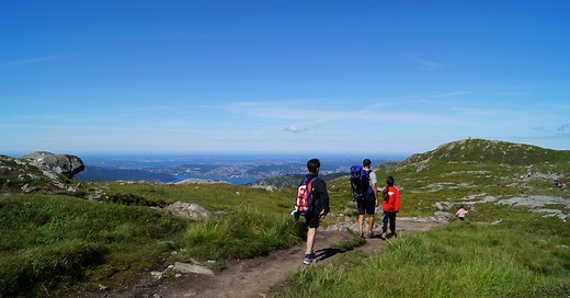 Vidden hike from Ulriken to Fløyen