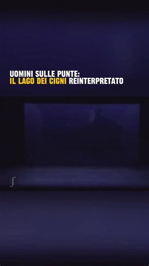 Classica senza noia con Maestra Chislova on Instagram: "Uomini sulle punte. La celebre scena dei Quattro Cigni dal Lago dei Cigni di Tchaikovsky prende nuova vita con Les Ballets Trockadero de Monte Carlo. Fondata a New York nel 1974, la compagnia è composta interamente da ballerini che interpretano i grandi ruoli del repertorio classico en pointe, unendo tecnica rigorosa e parodia intelligente. Ciò che nasce come gioco teatrale diventa un vero atto d’amore per il balletto: rispetto della tradiz