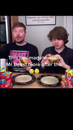 Understanding Karl Jacobs and His Struggle with an Eating Disorder