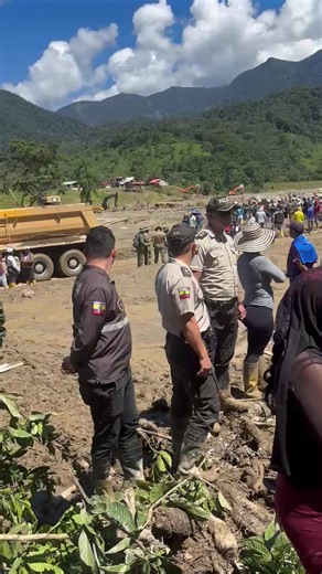 Zamora Chinchipe: operativo policial tras aluvión en Cantzama
