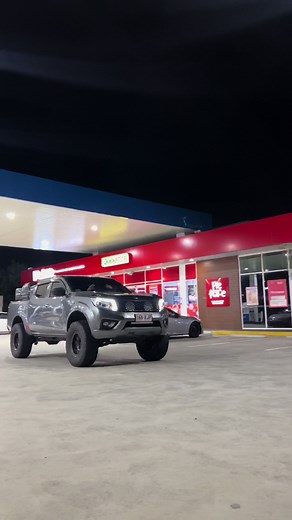 Servo runner 🫶🏼 Stay Filthy. #FilthyHabits4x4 #StayFilthy #np300 #servo #filthy #cars #explore #viral #fyp #nissan #fourby #mallcrawler #aus #capture #reel