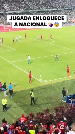 2M views · 10K reactions | Que opinan de la reacción de los jugadores de nacional por una simple parada encima del balón por parte de chaberra del medellin @destacar @seguidores #EnVivo #futbolmexicano #Fútbol #Chivas #óscargarcía #Deportes #james #JhonDuran #PremierLeague #León | Javier Montes | Facebook