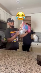 🔥 Send your pet vids! 📧 Email in Bio! 🔥Funny Cat Reacts to Husband Carrying Wife – Hilarious Ending! #MyPetsie Watch this hilarious cat reaction as a husband tries to carry his wife! The cat can’t believe what it’s seeing, and the ending will make you laugh out loud. Don’t miss this funny moment!#FunnyCat #CatReaction #HilariousVideo #FunnyMoment #MyPetsie funny cat reaction, hilarious cat video, husband carrying wife, funny pet video, cat surprised, cat shocked, cute cat moments, viral cat v