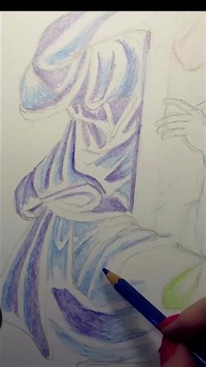 Cool Color Figure Short 4