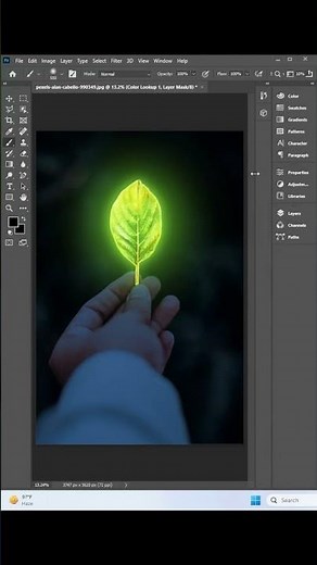 Make A Glowing Effect In Photoshop!