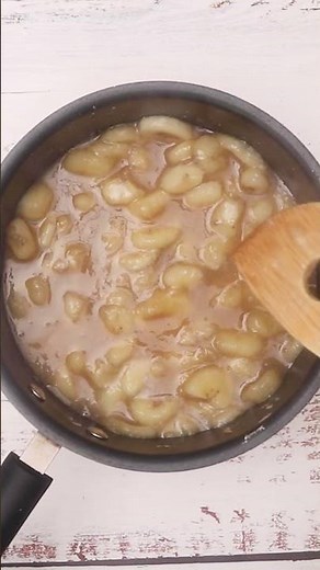 Deliciously Sweet Homemade Banana Syrup Recipe!