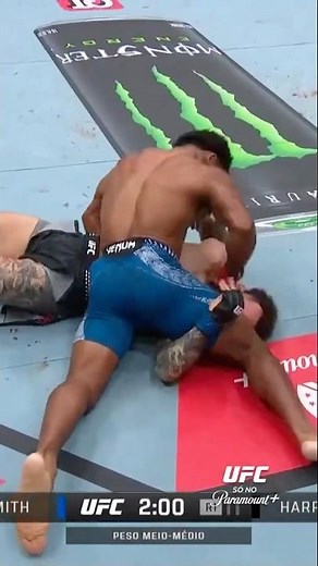 FIRST ROUND! 🔥 Jacobe Smith wins by knockout at #UFCHouston! 💪