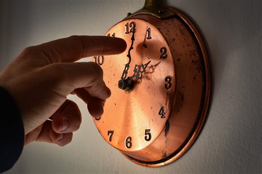 Are clocks falling back this weekend? Here’s when Daylight Saving Time ends for 2025