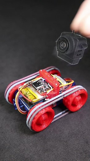 Simple #rc tank with #fpv camera #thehlab
