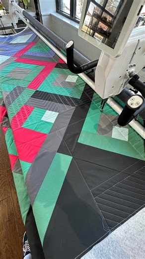 2.5K views · 236 reactions | Head to my blog for a full tutorial and a free, downloadable cheat sheet of quilt finishing tips  | String & Story | Facebook