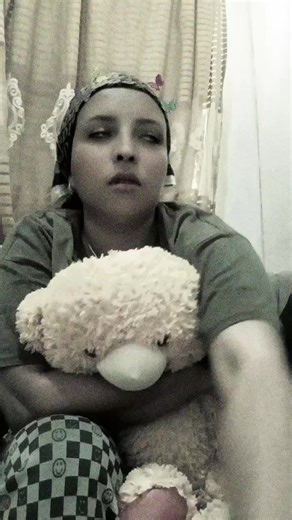 helen axum (@helen.axum)’s videos with original sound - Eri Golden Media