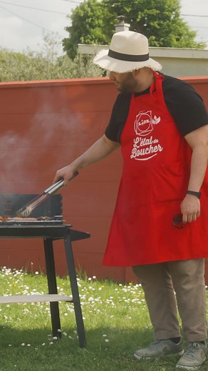 On déclare la saison du barbecue ouverte ! Et vous, c’est quoi vos grillades et votre pizza préférée ? 👉 barbecue à charbon de bois et four à pizza pour barbecue en vente le 30/05 ! | Lidl France