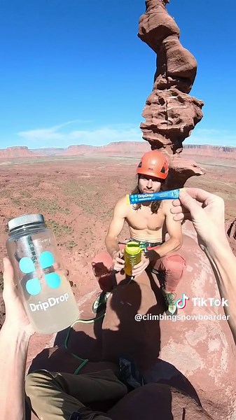 Climbing in the desert is HOT Y'all! I love my outdoor adventures this time of year, but I don’t love the dehydration that comes with it 🥵 Signs of dehydration like excess sweating, muscle cramps, and extreme thirst can slow you down, but not me. I drink @DripDrop to defeat dehydration, because I want to focus on reaching the top of the mountain, not arm cramps!!