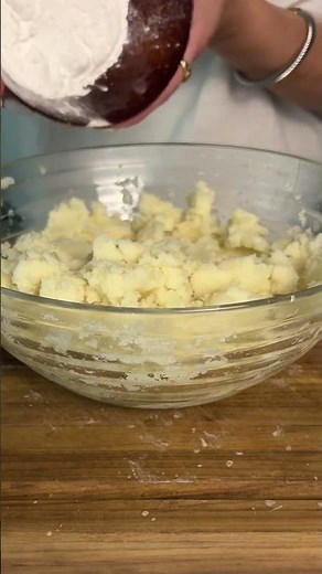 Mouthwatering Potato Dumplings: A Taste Explosion!