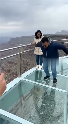 How did this Glass Bridge break so fast?