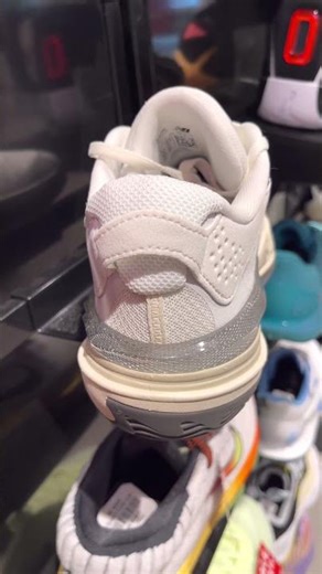 New Balance BB Hesi Low V2 “Metallic Pack” (White/ Grey)