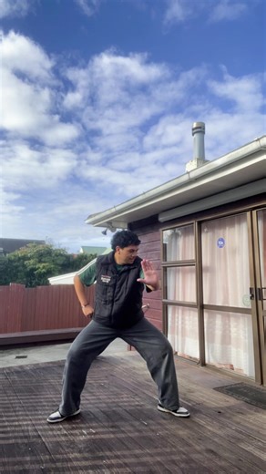 chat what is this fraudulent weather 🧑🏿‍🦲