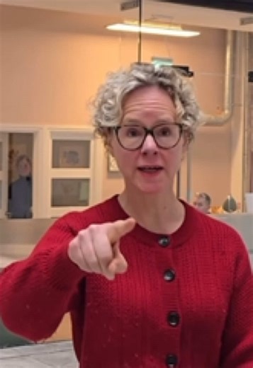 CRAZY KAREN GOES MENTAL! STOP SPYING ON US!! #auditing #thelaughingauditor Full video on YT @ The Laughing Auditor