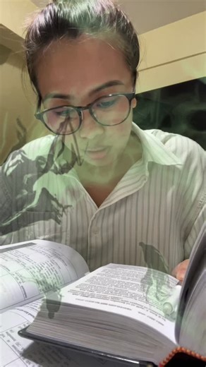 Major major scary vibes! 😱 scare them back with your acne clear powder mud full face mask! 🤭👻 #Oxecure #Acne #Pimples #Skincare #PowderMud | Oxecure PH