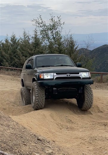 Exploring Off-Road Adventures with Toyota 4Runner