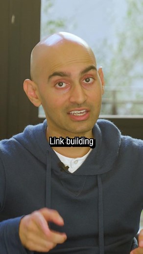 Link building is not the key to ranking high on Google. We analyzed 42,391 sites over 4 years to figure out what factors matter. Out of the 42,391 sites, 138 sites performed extremely well. In which they had a baseline of 10,000 organic visits per month and their organic traffic grew by AT LEAST 50% per year for 4 years. Here’s what these 138 top-performing sites had in common: 1. Large focus on updating content. No one likes reading outdated content. So make sure your content is fresh. 2. They 