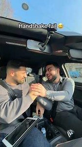 1.Fahrstunde be Like 😆 #fahrprüfung #fahrlehrerlukas #fahrschule