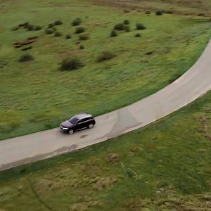 The satellite office with intuitive controls and device integration. | Audi USA