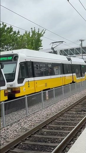 DART Green Line arriving at Burbank Light Rail Station 5/18/2025