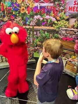 Elmo and Abby Cadabby meet and greet.