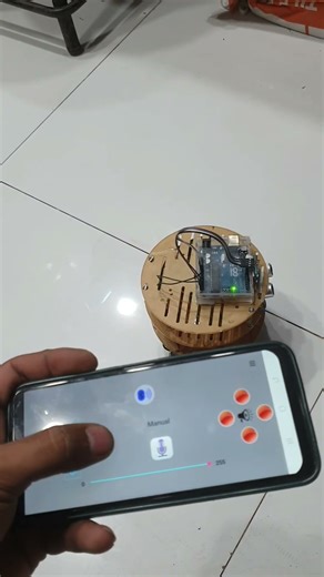 Bluetooth Control Round Robot #arduinoproject