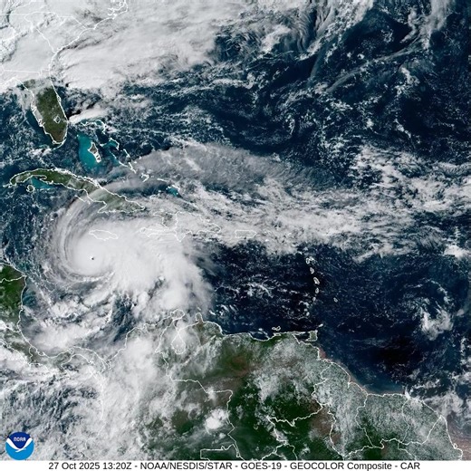 🌪️ Hurricane Melissa, now a powerful Category 5 storm, is hitting the northern Caribbean. Using satellite data, such as from the Canada’s RADARSAT Constellation Mission, experts are tracking the storm to help emergency teams on the ground. 🔗 More details: https://www.asc-csa.gc.ca/eng/blog/2025/10/03/chasing-storms-from-space.asp Stay safe 💙 📸 NOAA | Canadian Space Agency